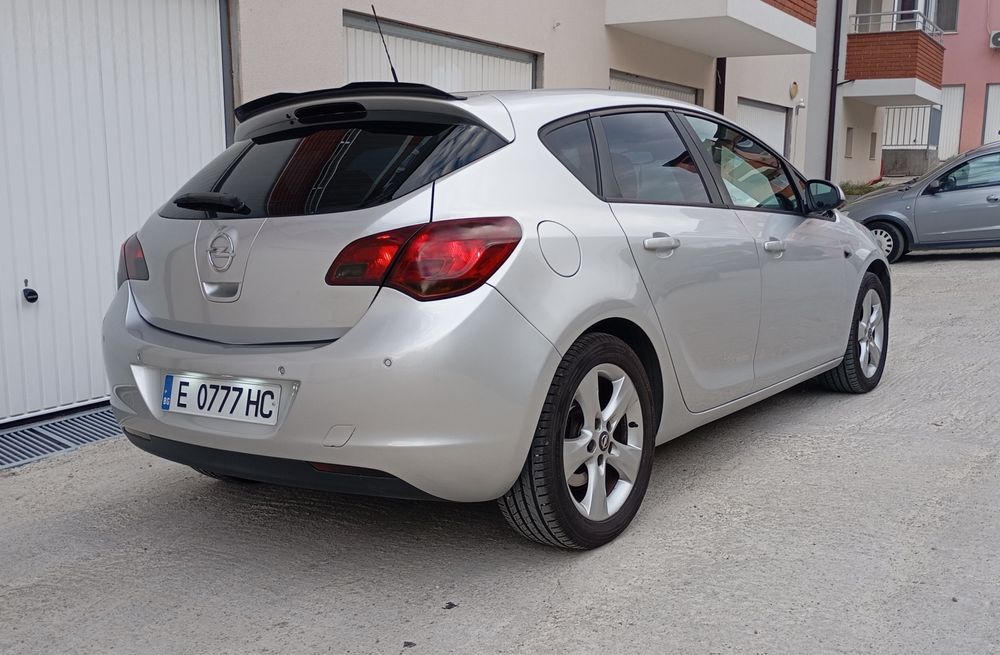 Opel Astra J 1.7cdti 110hp