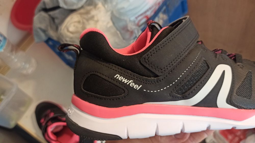 Маратонки за момиче