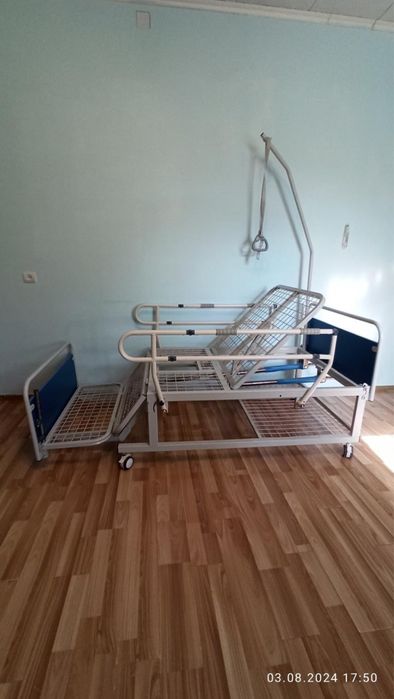 Кровать для больных