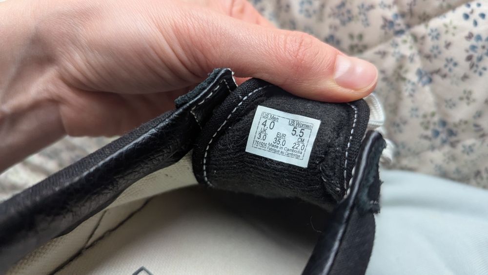 Ниски кецове Vans