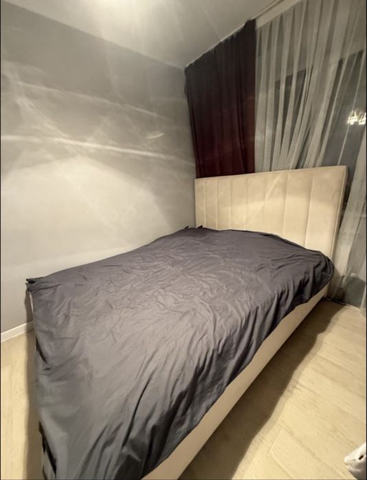 кровать двуспальная