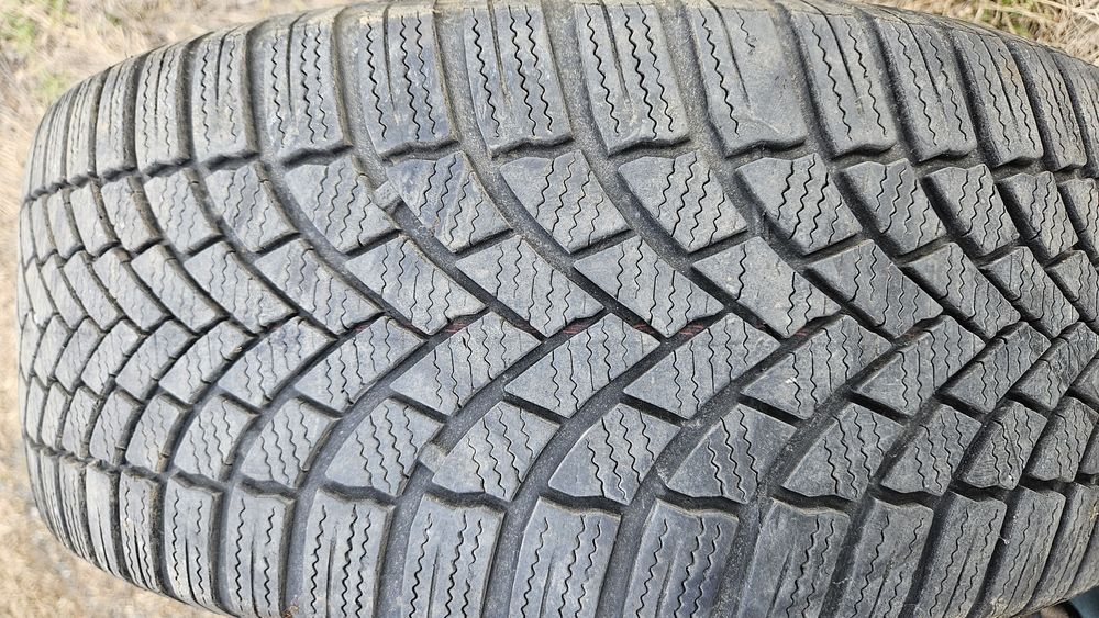 2бр гуми 215 55 17 дот 22 бриджстоун