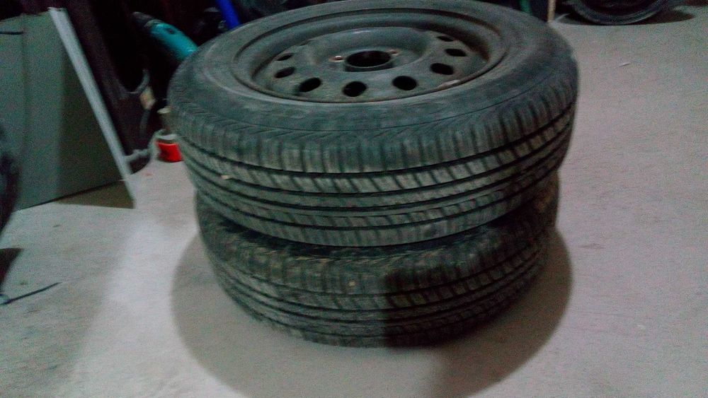 Гуми летни с джанти на Форд 13цола