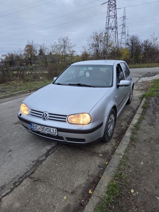 Golf 4 1.6 benzina