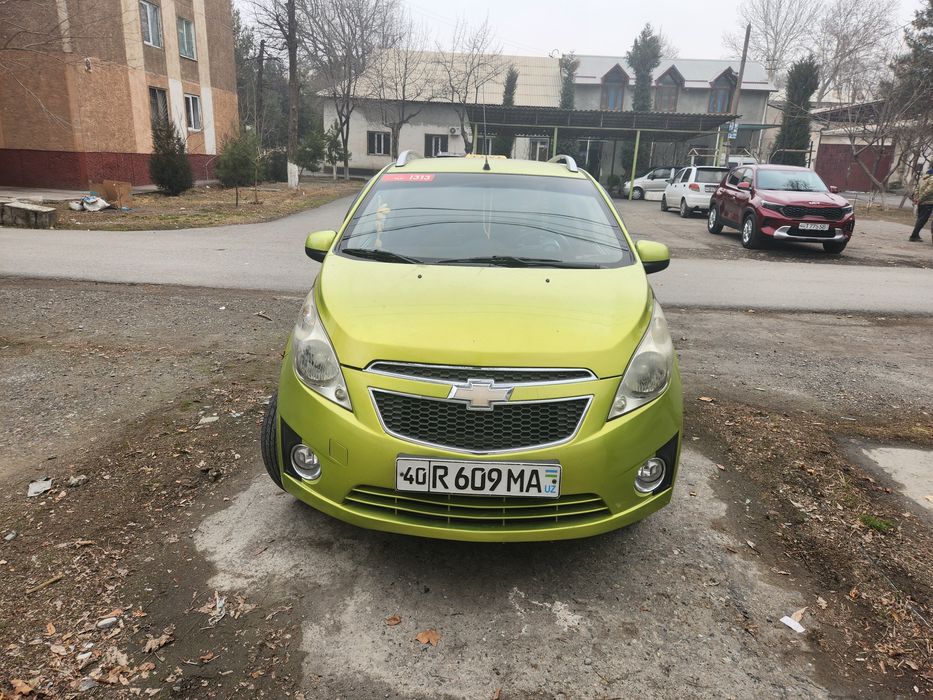 SPARKMoshina  sotiladi