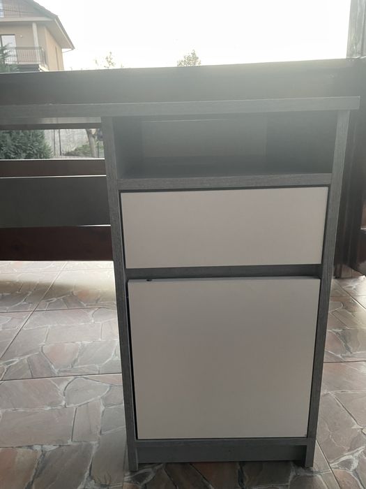 Vand birou in stare foarte buna,350 lei