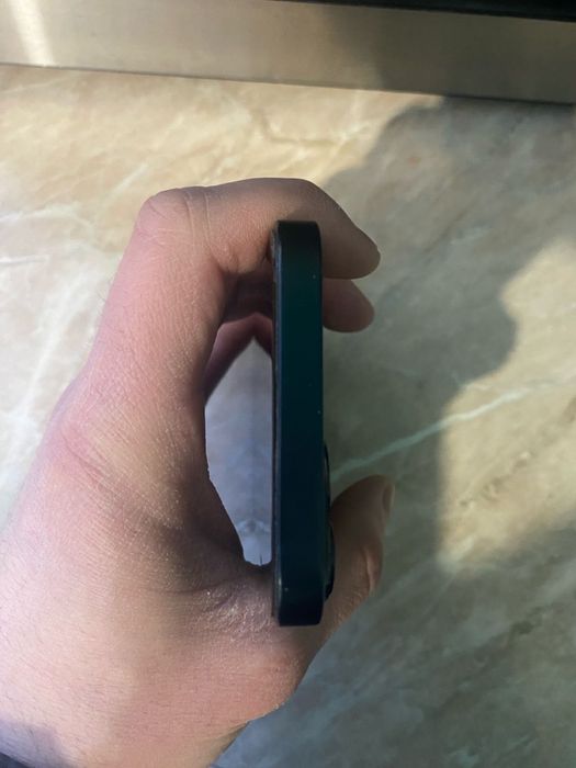 Срочно продается Iphone 13 128g