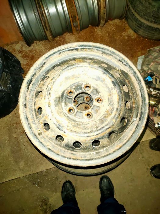 Продам колеса в сборе от мазда р16