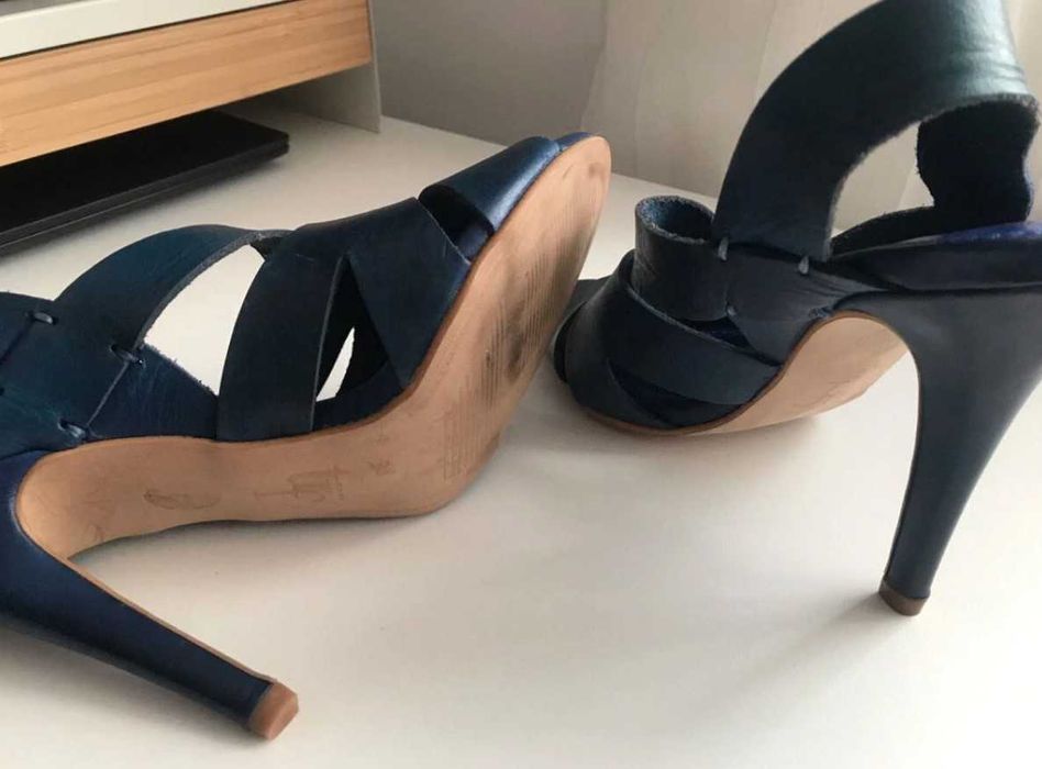 Дамски сандали от ZARA, размер 38, изработени от естествена кожа