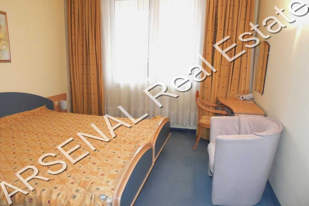 Дава се под наем Двустаен апартамент в София, Изток - 105 кв.м за 750 € - Снимка #2