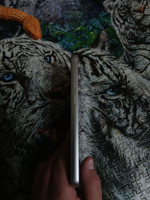 Samsung s23 FE 8/256