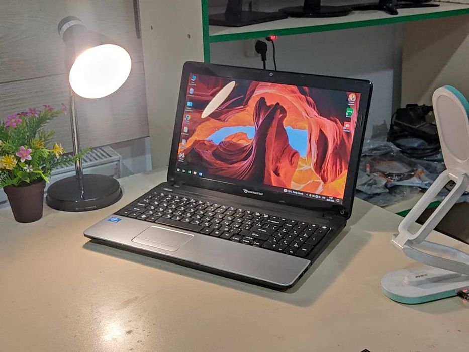 Ноутбук Packard Bell NoteBook