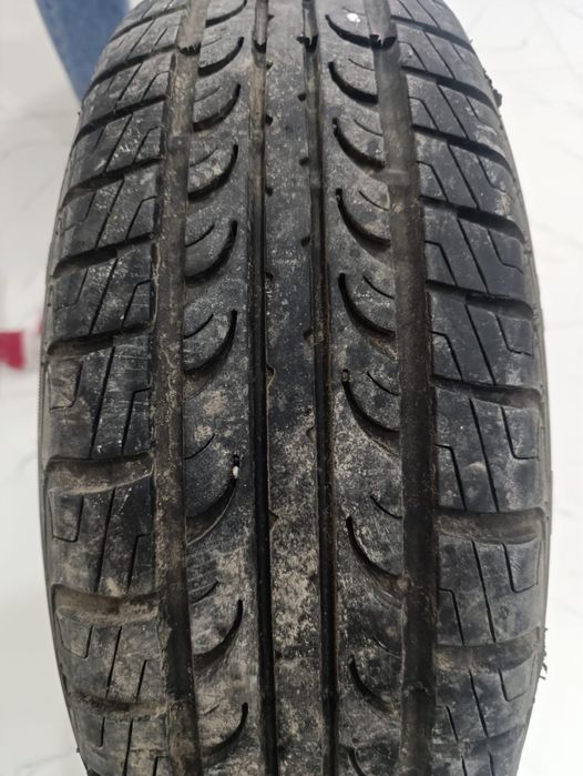 Продам диски с шинами 185/70р14