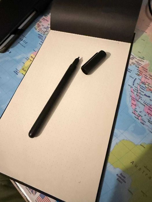 Lenovo Yoga Book YB1-X91L Windows 10 + Real Pen, husă și foi Create Pad