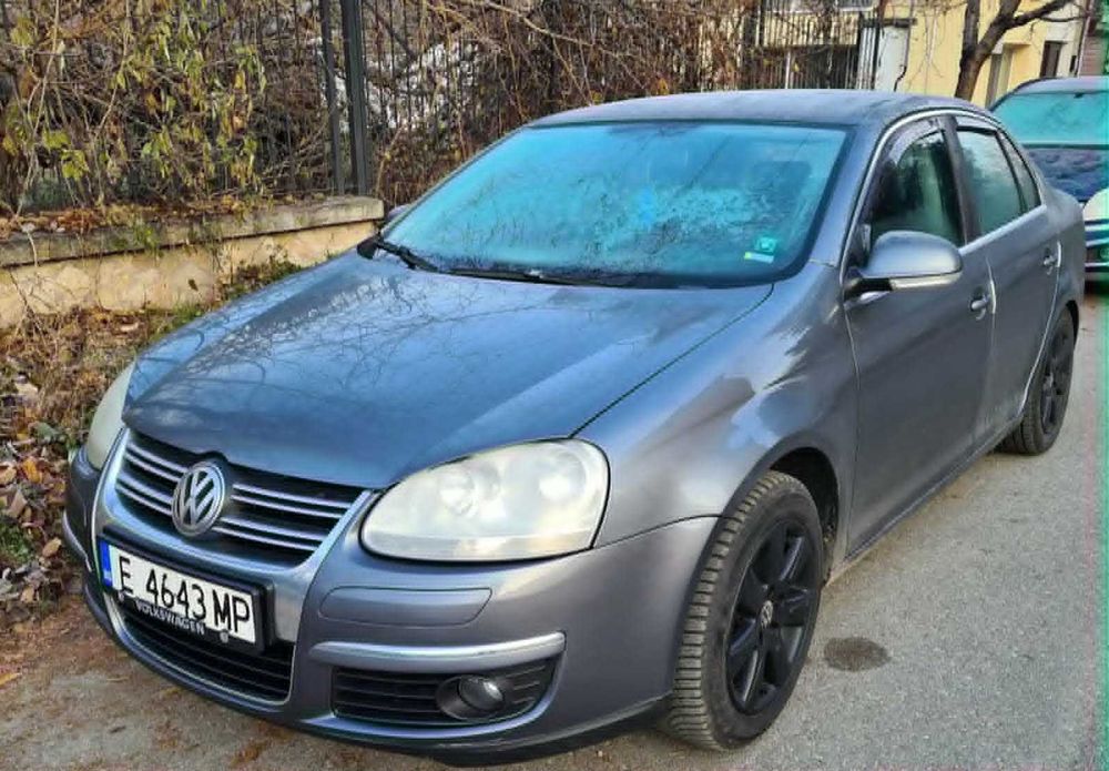 Продавам VW Jetta