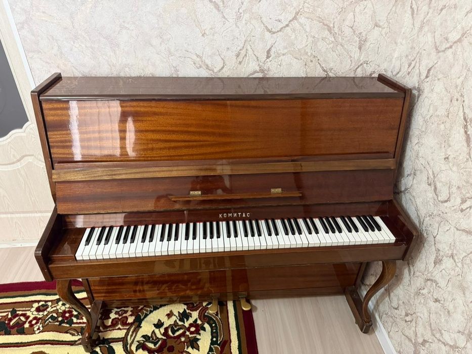 Продается Пианино Комитас