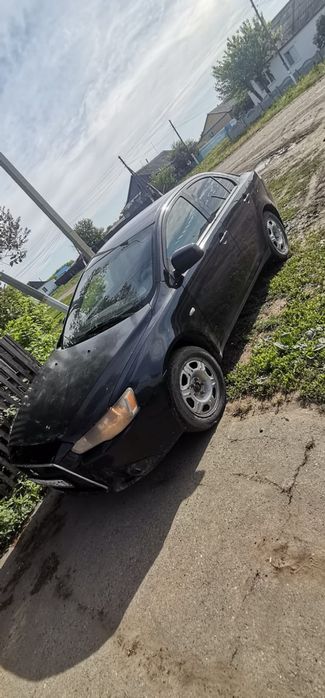 Автомобиль Лансер 10