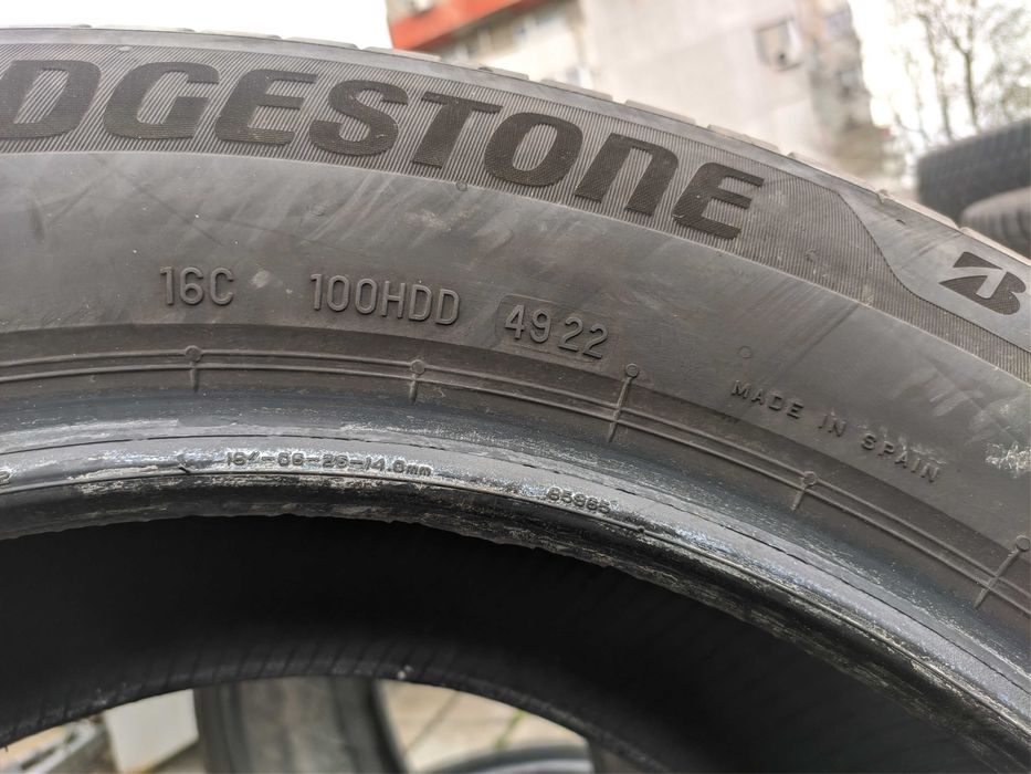 1бр Лятна гума 225 60 18 - Bridgestone - DOT 2022