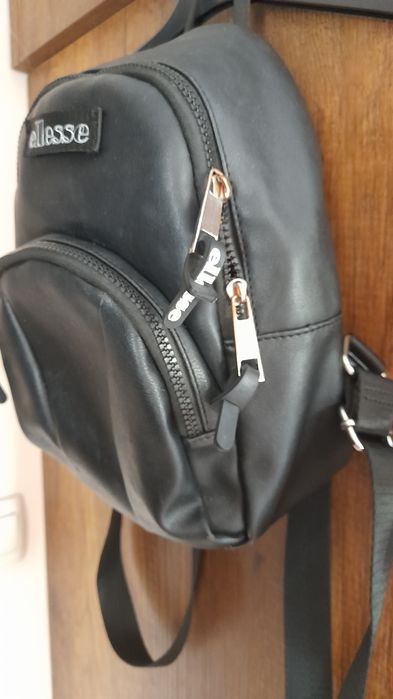 Elesse раничка,Много удобна за ежедневието