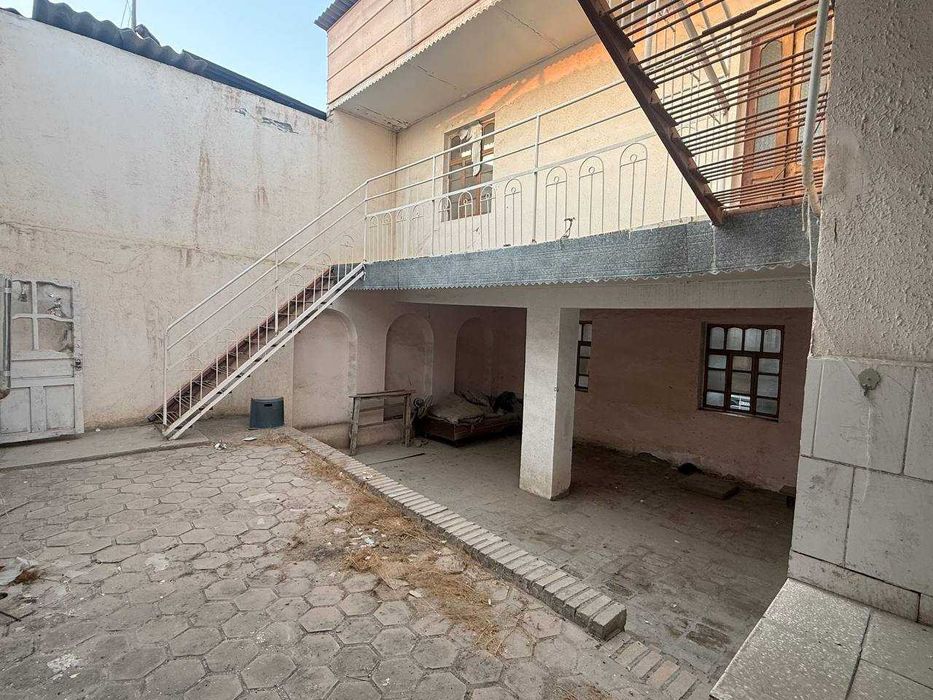 Участок в старом городе (Старый глазной)