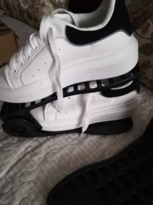 Продаю  подставки для обуви!