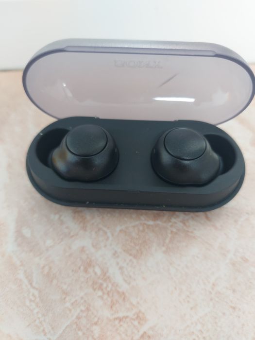 Vand casti Sony c500 în stare perfecta de funcționare