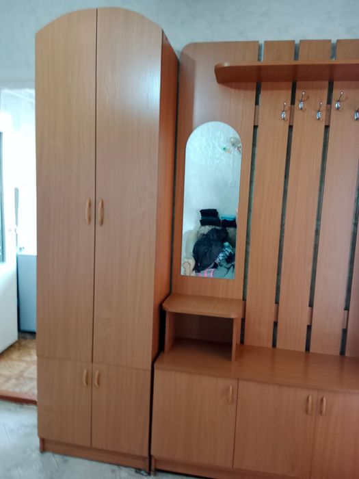 Продается шкаф прихожая
