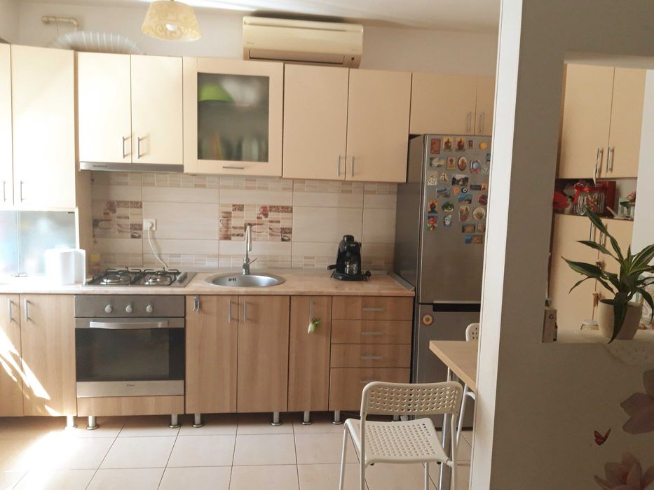 Dau in chirie apartament 2 camere zona Soarelui