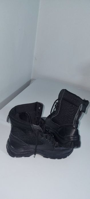 Bocanci militari-servicii de pază