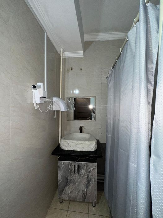 Room Hostel Tolebi