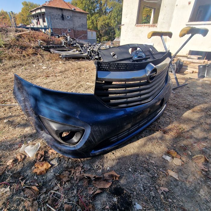 Opel Vivaro 14-19 предна броня