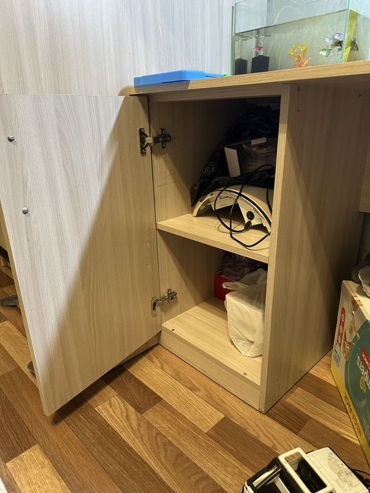 Продам детску кровать с рабочим столом