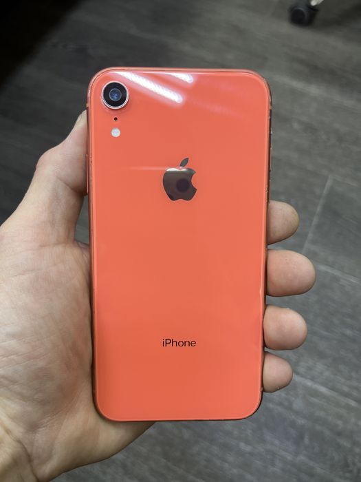 Продам iPhone XR 64 gb