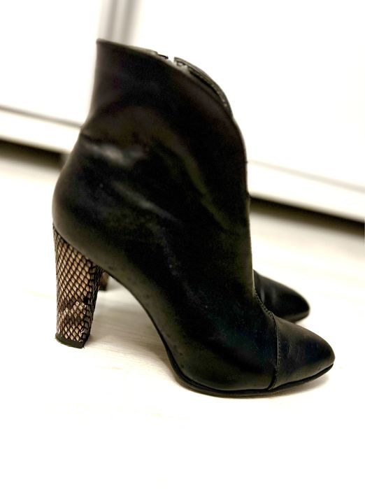 Botine din piele naturala elegante cu toc snake print
