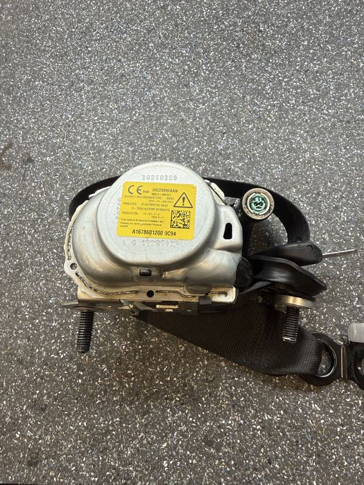 Mercedes w167 gle gls заден десен колан