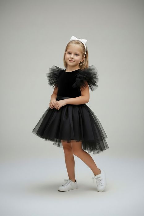 Costum randunica fetite,rochiță neagră tutu  3,4,5,6,7 ani made în Ro.