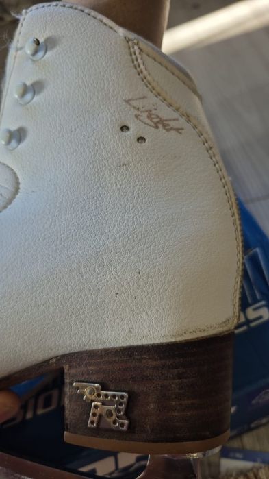 Продам коньки RISPORT