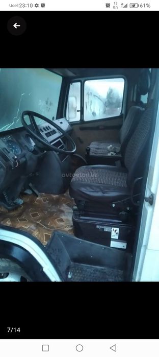 Mercedes-benz model 709D