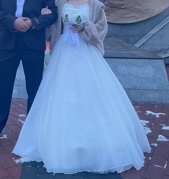 Свадебное платье