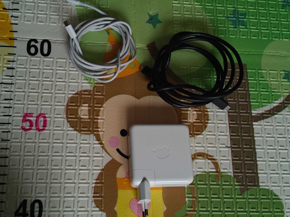 Incarcator Apple MackBook Pro