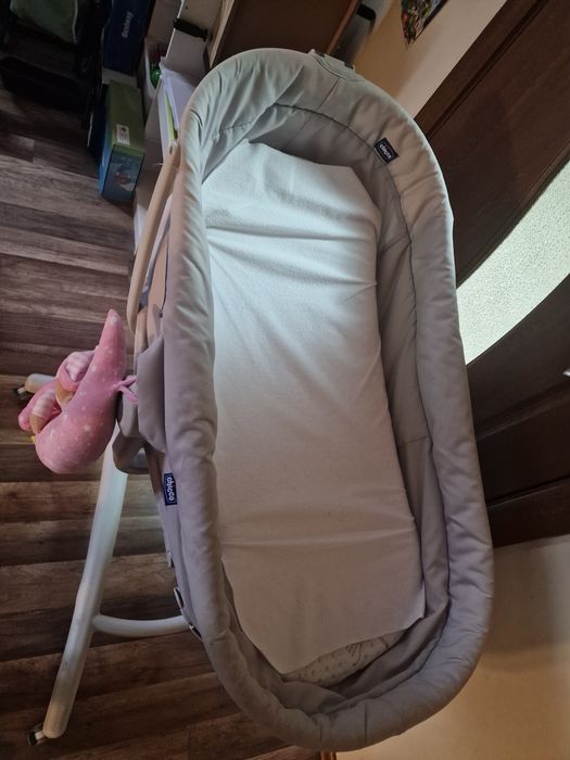 Chicco Baby Hug Air 4 in 1 - кошара, шезлонг, стол за хранене, първият