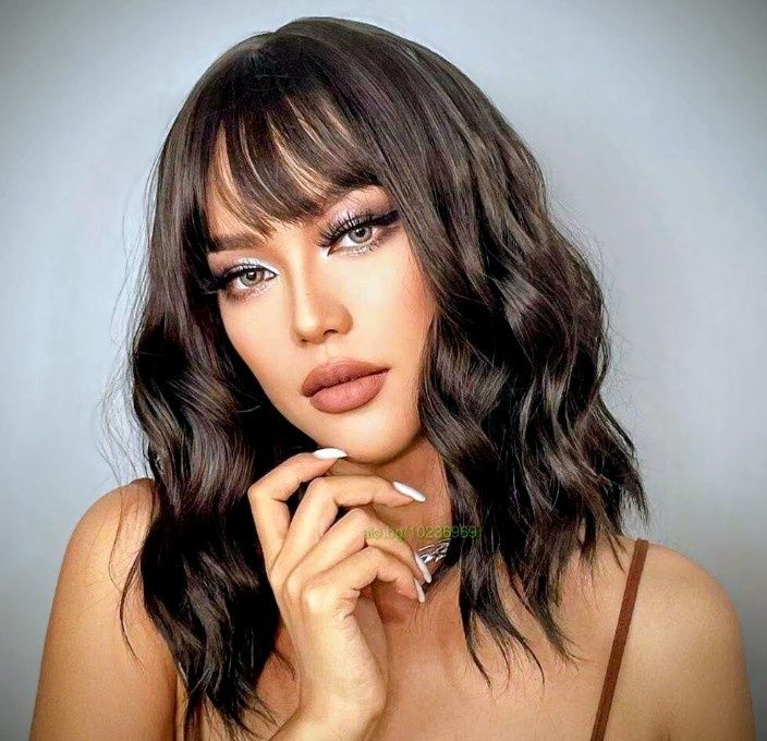 Кафяво тупе / топер с бретон на вълни