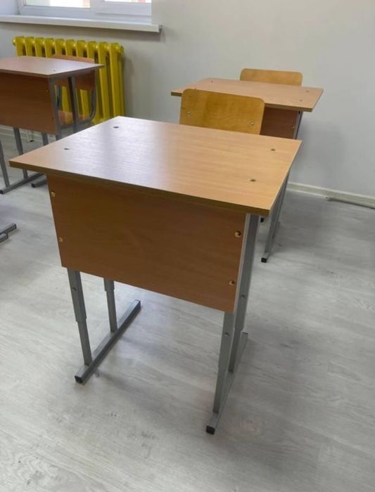 Парта  двухместная