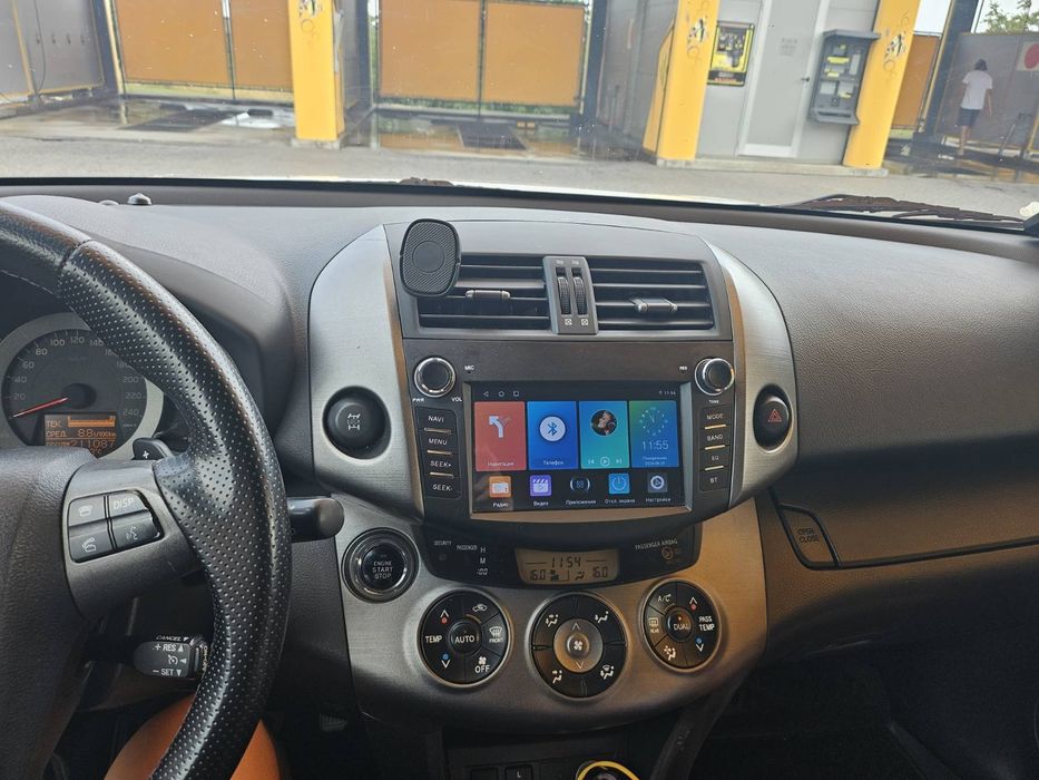 Toyota   Rav.  4
