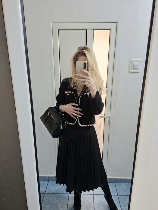 Fusta imitatie piele 40, plisata