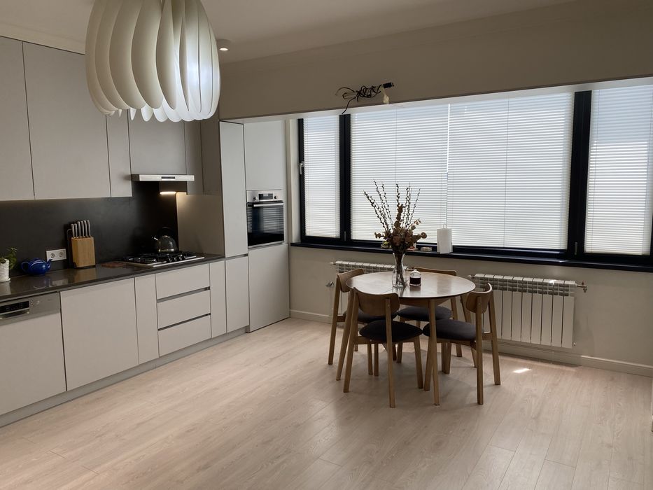 Дархан, просп. Мустакиллик 3/9/9