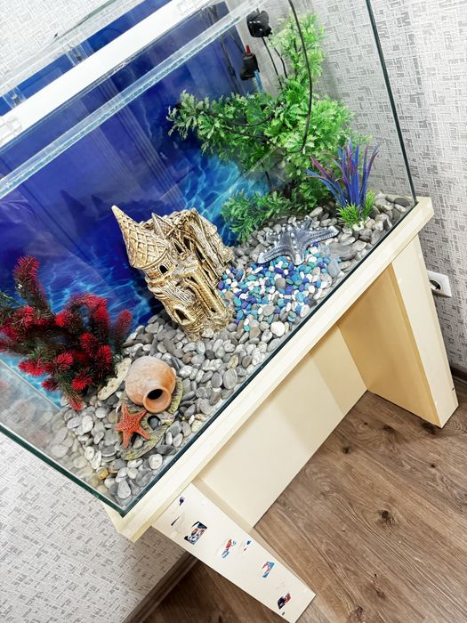 Продам аквариум в комплекте