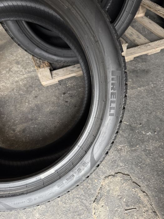 4 anvelope NOI iarna 255/40/19 , 100 V , XL , Pirelli , DOT 2022 !