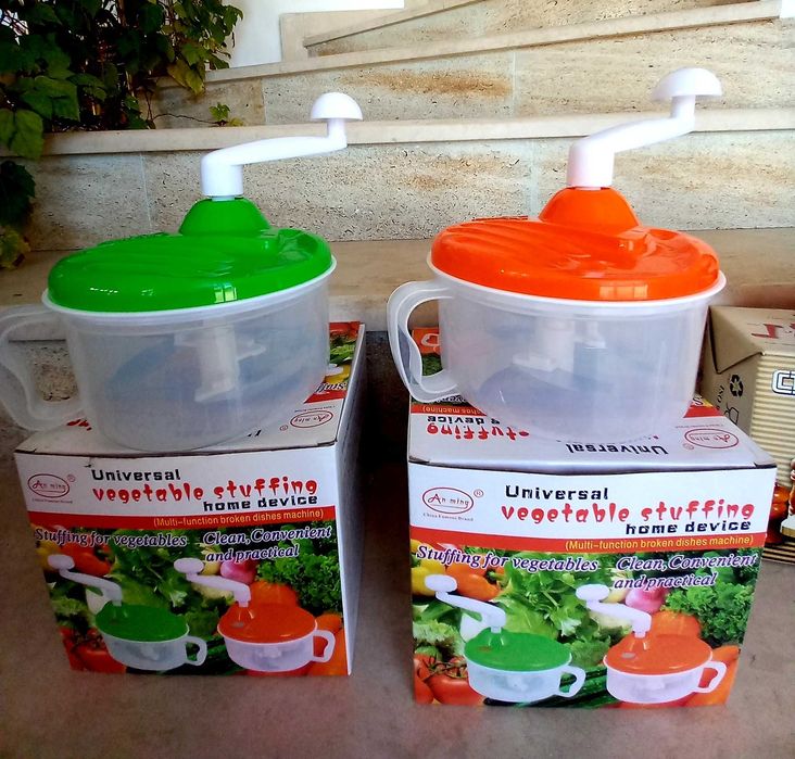 Ръчен чопър за зеленчуци, мелачка за домати, бързовар - чисто нови!