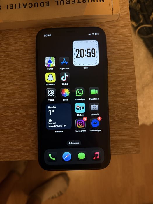 Iphone XR schimb cu un iphone 11